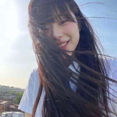 后备箱里的女孩